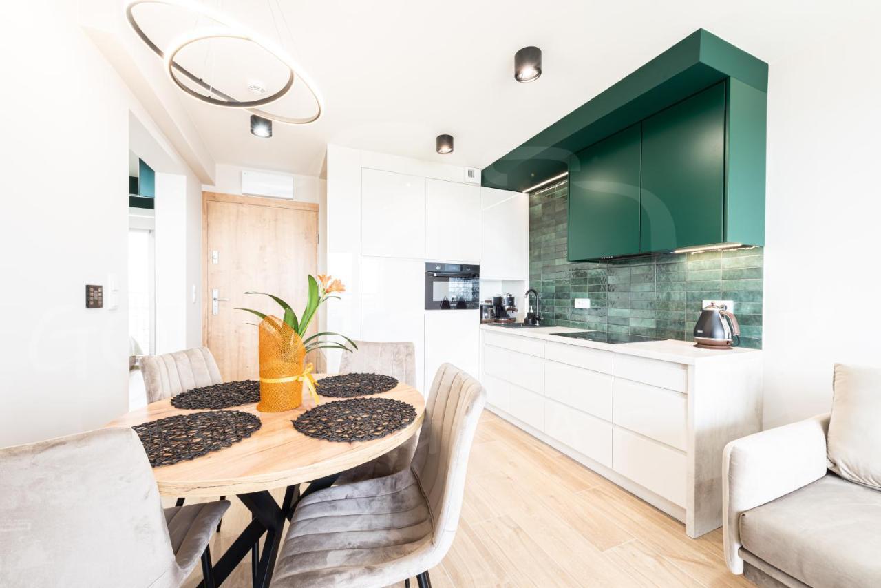 M&M Apartament Дзивновек Екстериор снимка
